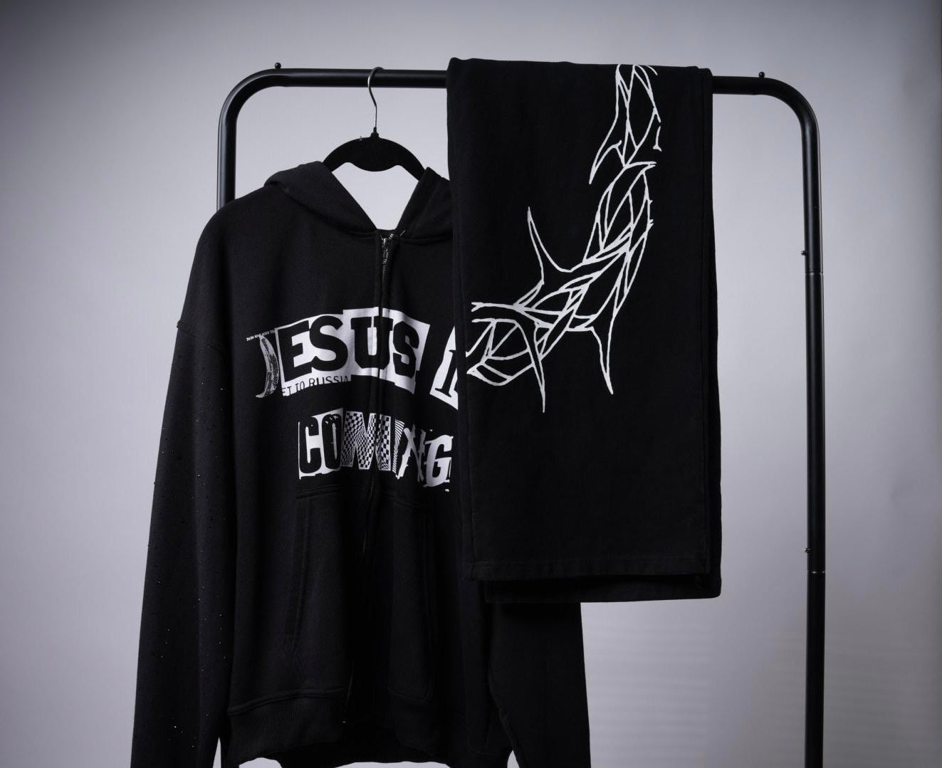 crown of thorn sweatpants