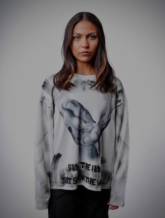 shake the world long sleeve (touch once)