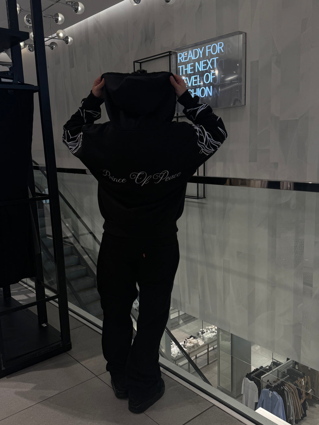 Crown Of Thorn zip up