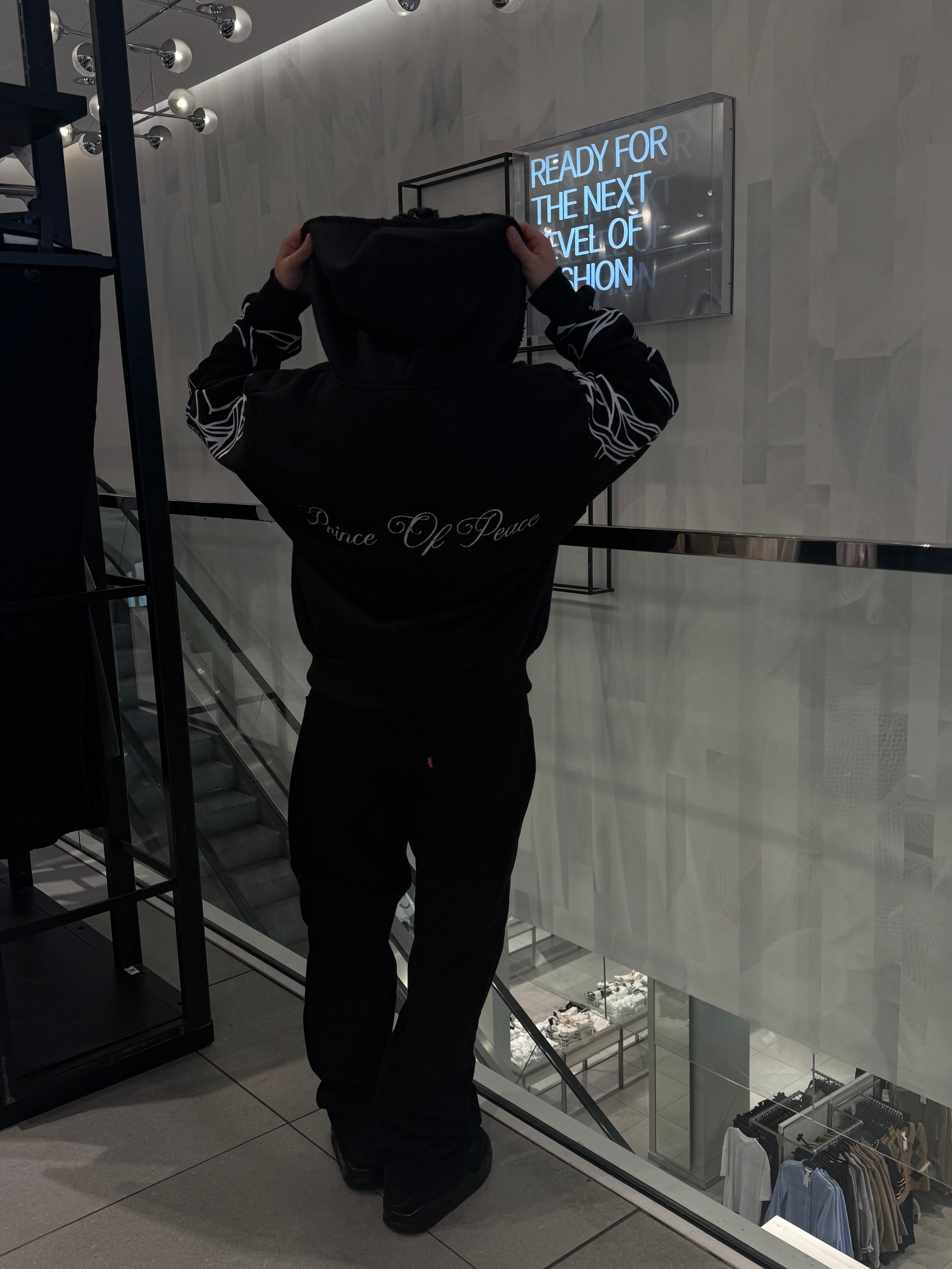 Crown Of Thorn zip up